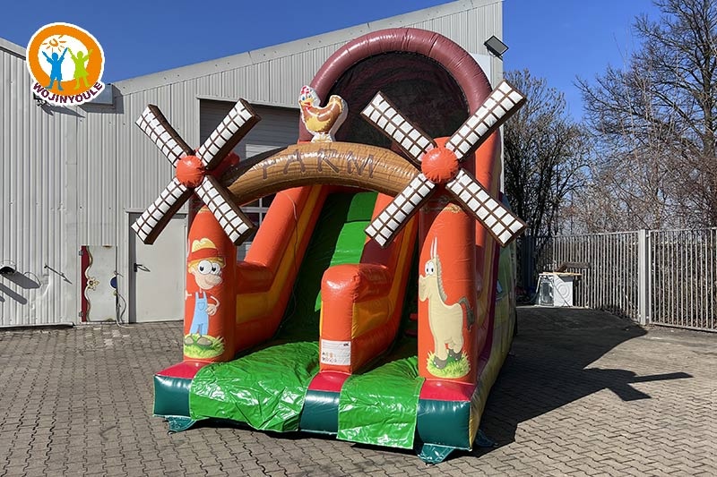 DS175 Farm Mini Slide Inflatable Dry Slide