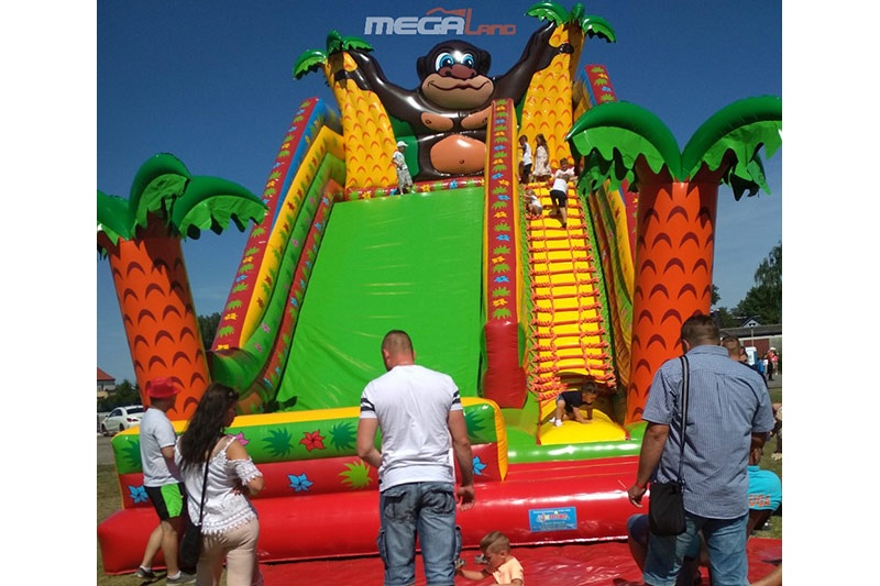 DS186 Giant Dual Lane Gorilla Inflatable Dry Slide