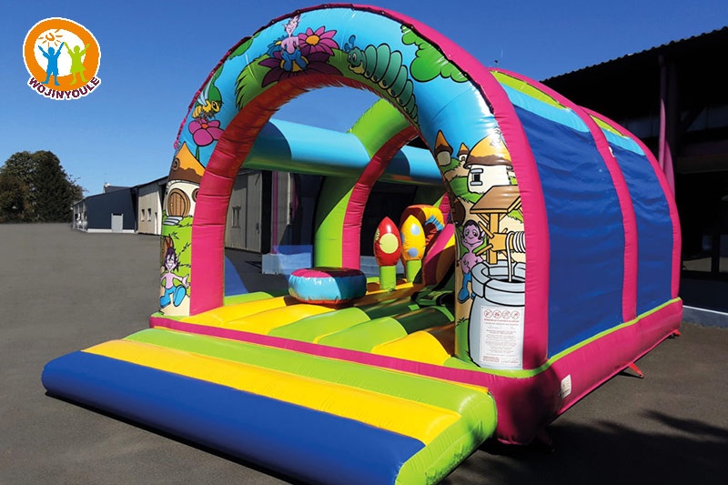 WB564 3 Arches Infatable Jumping Castle with Roof