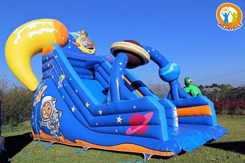 DS268 20ft Tall Spaceship Theme Inflatable Dry Slide