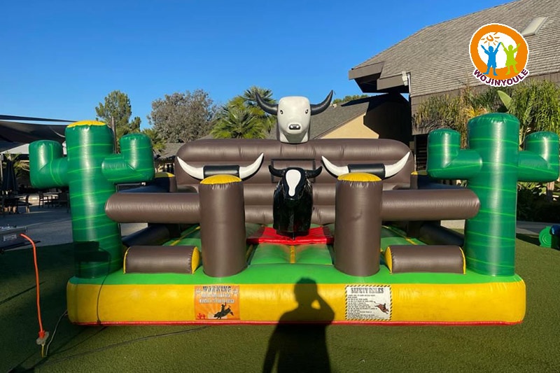 SG358 Mechanical Bull Rides Inflatable Interactive Game