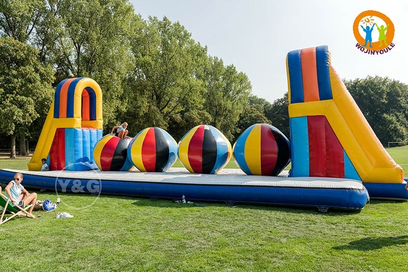 SG399 Extreme Ball Run Inflatable Football Wipeout Obstacle Game